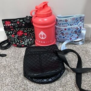 HydroJug Bottle with Floral, black and 4th of July Carrying Bags Sleeve